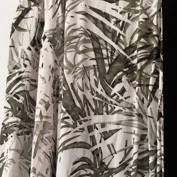 Sanctuary Green Botanical Leaf Kimono Robe/ Beach Cover up - One Size - Picture 9 of 9